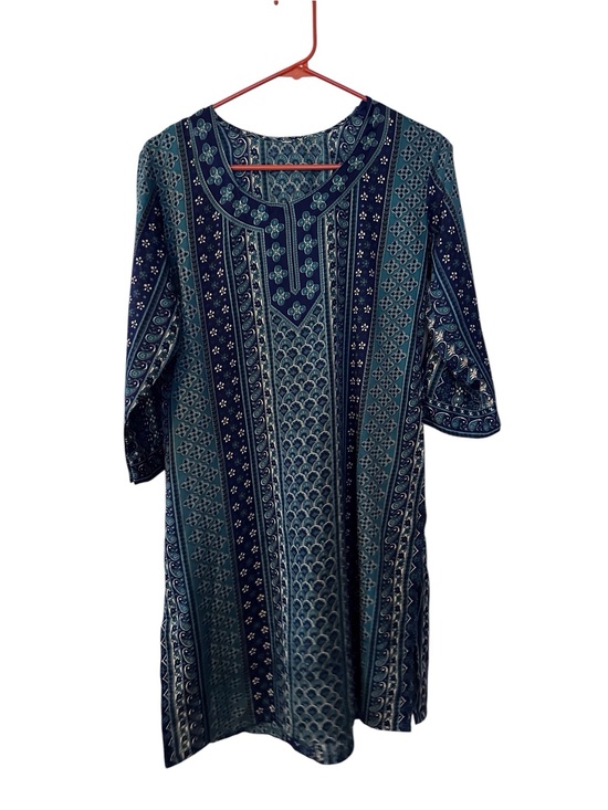 unknown Tops - Blue & Teal Patterned Tunic Top